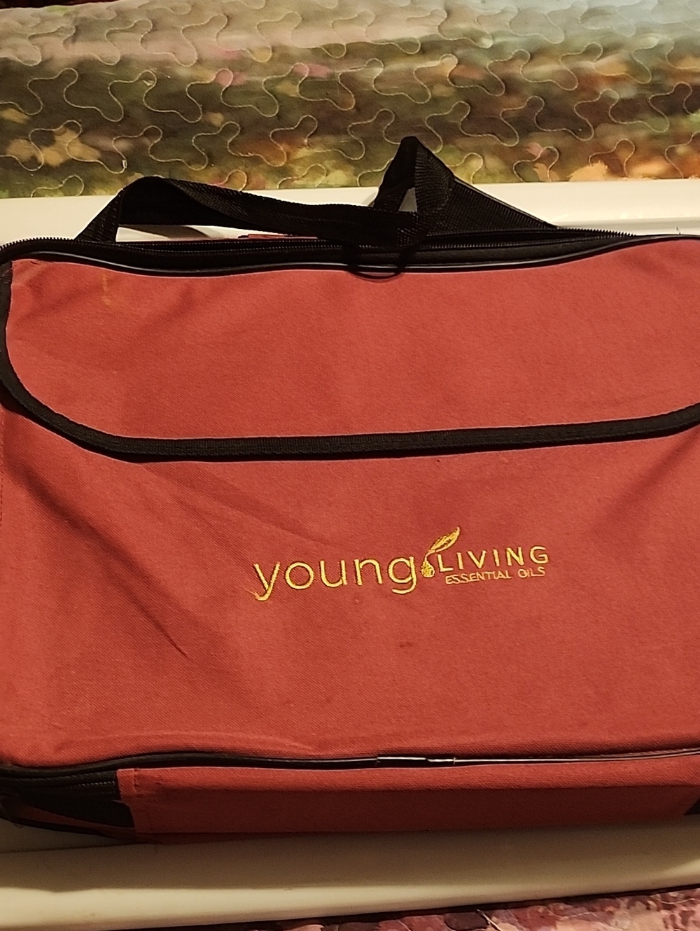 Young Living 130 Sample  Case with Gold Logo